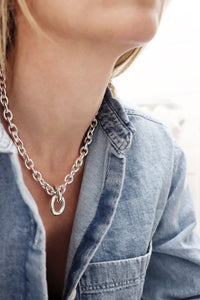 Mega Chunky links chain necklace