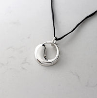 Embrace Necklace, silver