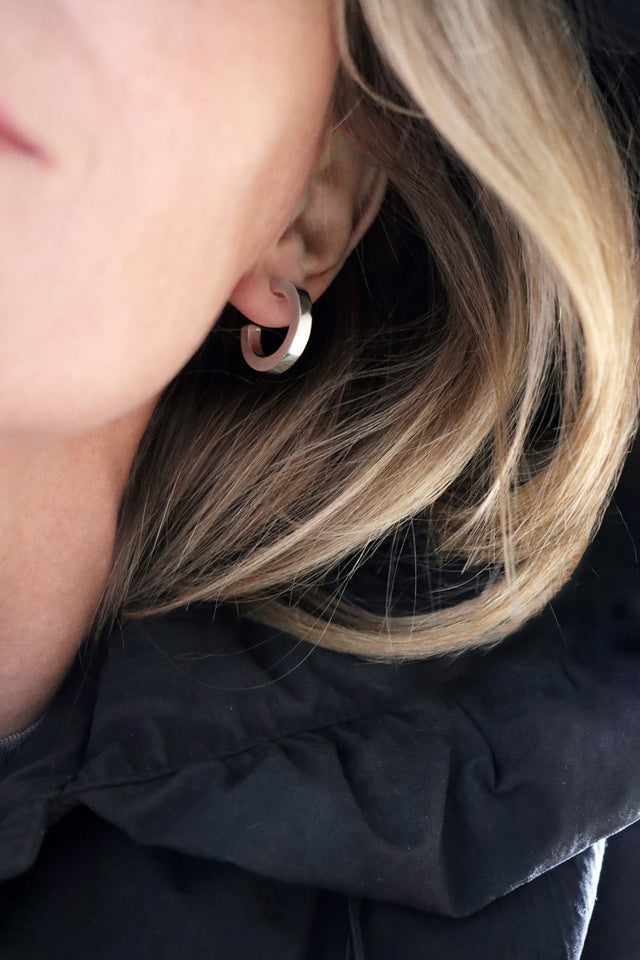 Plain Hoops Silver, straight profile